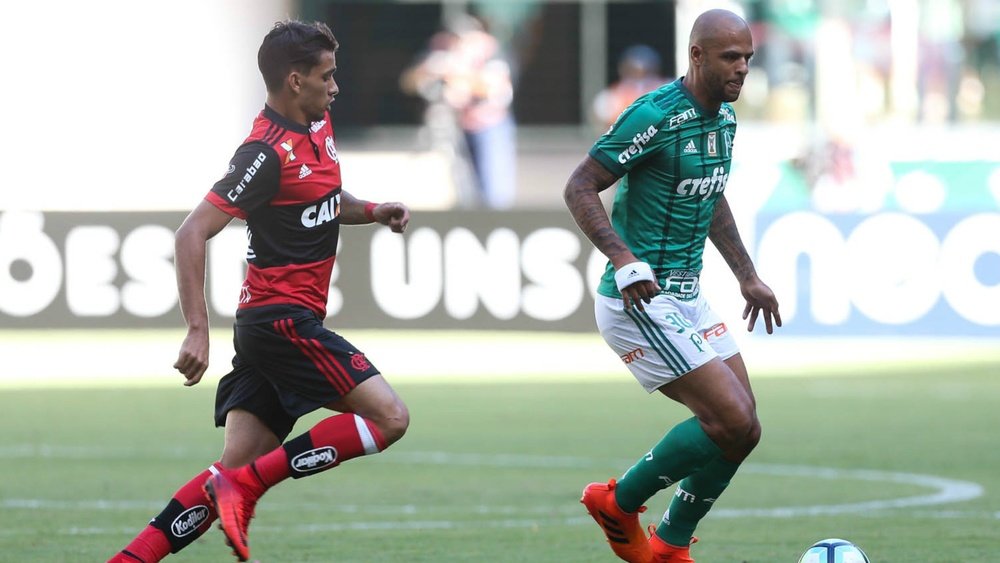 O jogador do Palmeiras se mostrou feliz depois de bater o 'Fla'. Goal