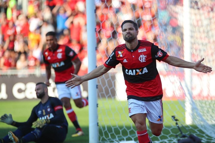 Diego comemora crescimento do Flamengo: 