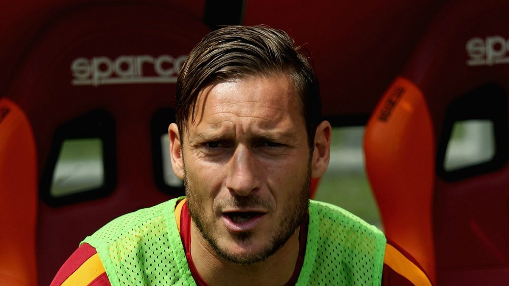Totti n'est pas titulaire pour sa dernière en Serie A. Goal