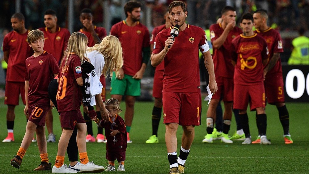Francesco Totti a joué son dernier match avec la Roma dimanche soir. Goal