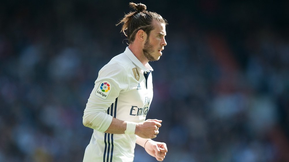 Bale recovers to start Clasico