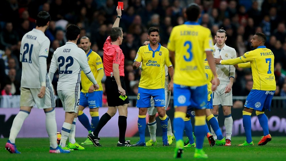 I don't think it was a red – Bale sorry for sending off