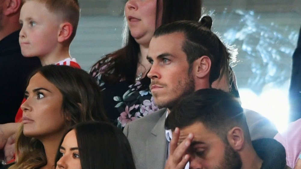 Bale calls for Coleman to stay after Wales miss World Cup