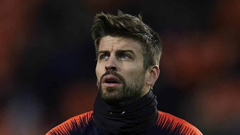 Pique is wary of the threat Chelsea post. GOAL