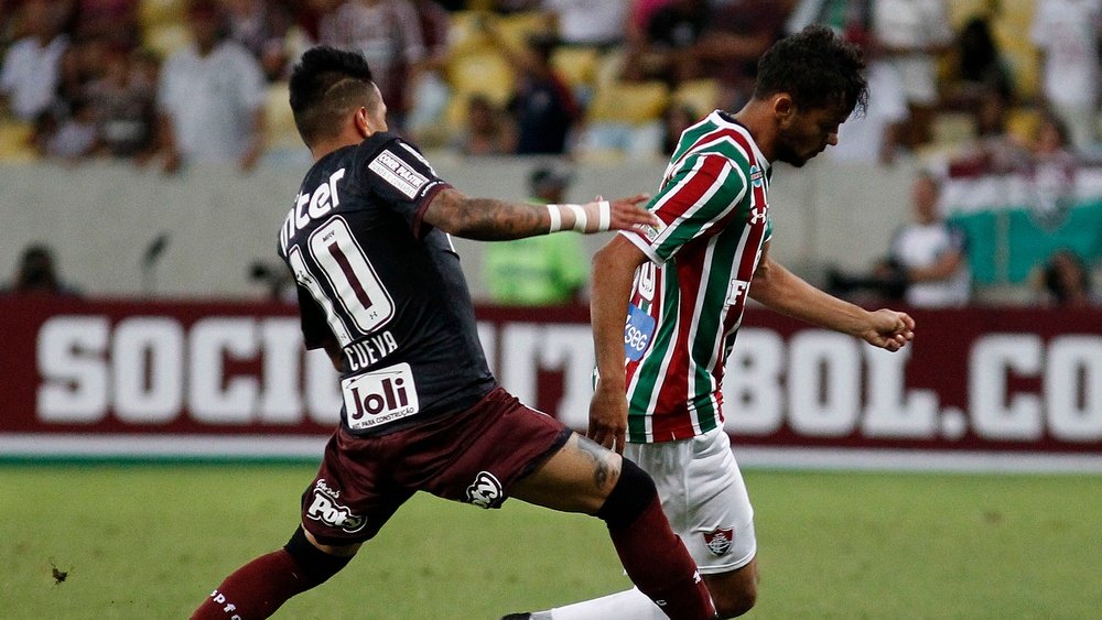 'São Paulo vai apanhar até crescer', esbraveja Hernanes. Goal