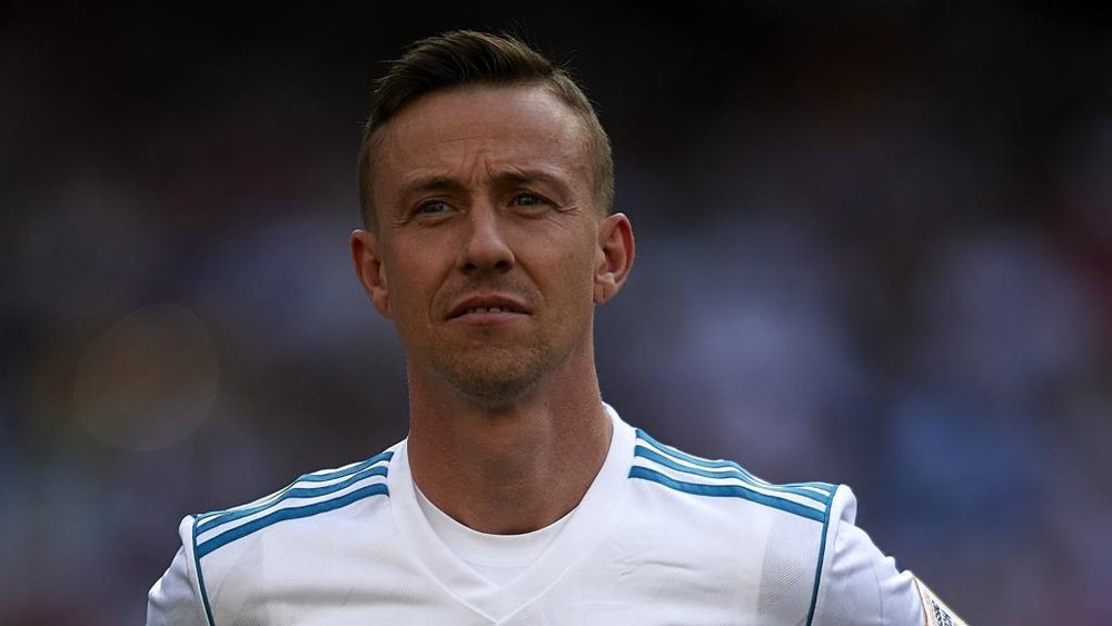 Guti is involved in the Real academy. GOAL