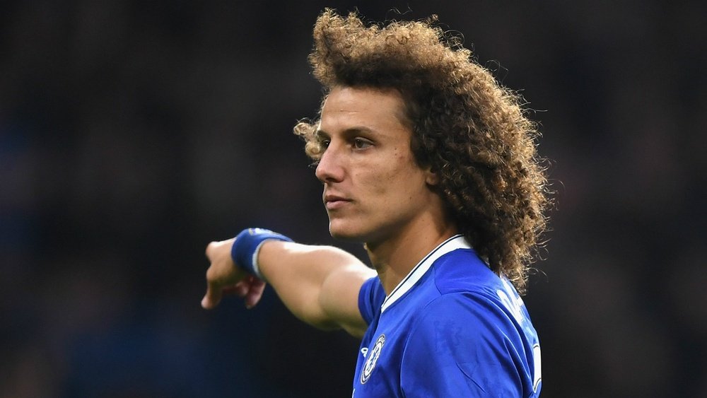 David Luiz was compared to England great Bobby Moore for his performance against City. Goal