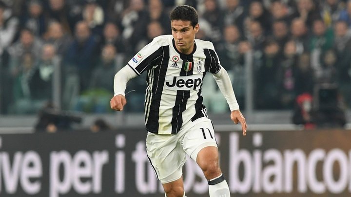 Juventus hold talks to finalise Hernanes deal with Hebei China Fortune