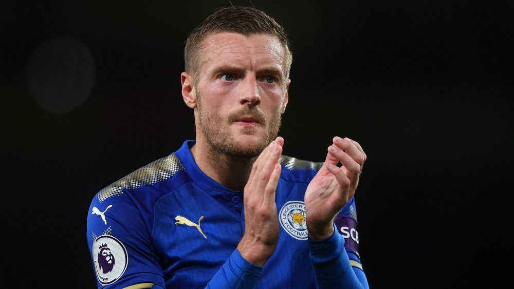 Playing abroad an option as Vardy refuses to rule out Leicester exit