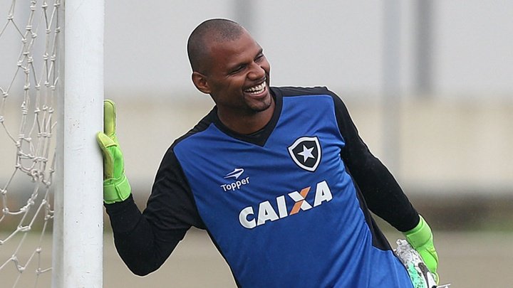 Jefferson sonha com grandes títulos no Botafogo e vaga no Mundial de 2018