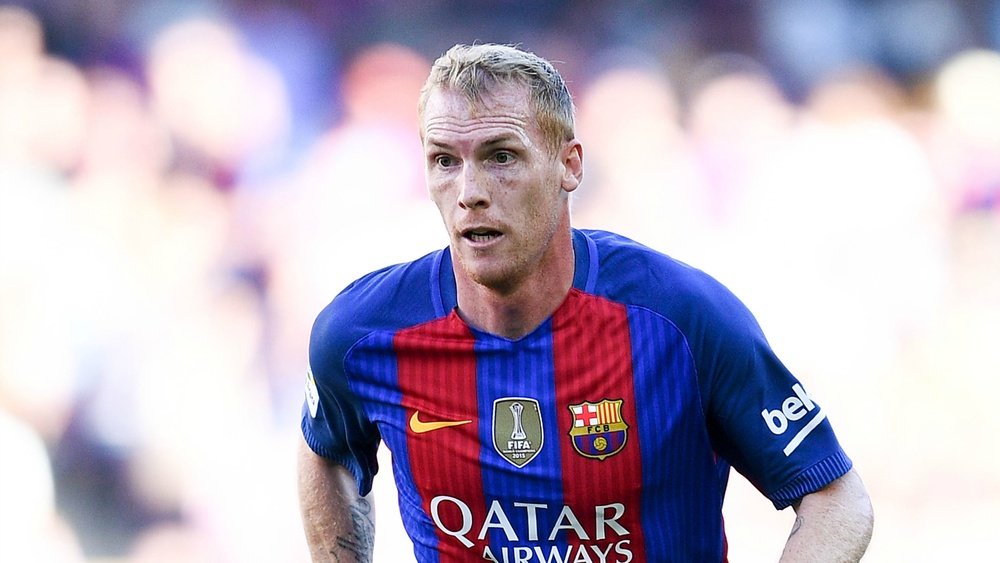 Jeremy Mathieu is set to join Sporting Lisbon on trial. GOAL