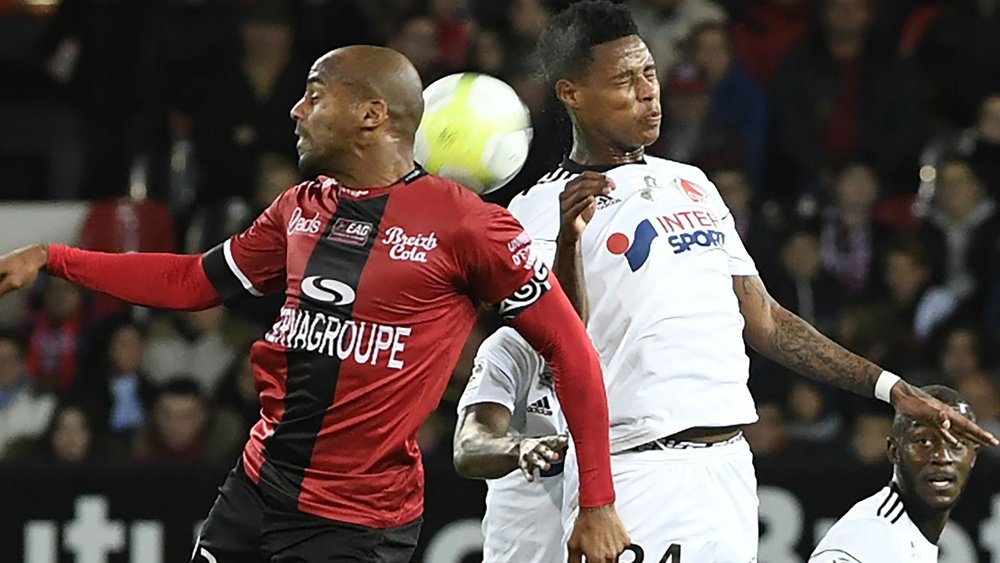 Jimmy Briand et Bonganu Zungu, Guingamp-Amiens, Ligue 1. GOAL
