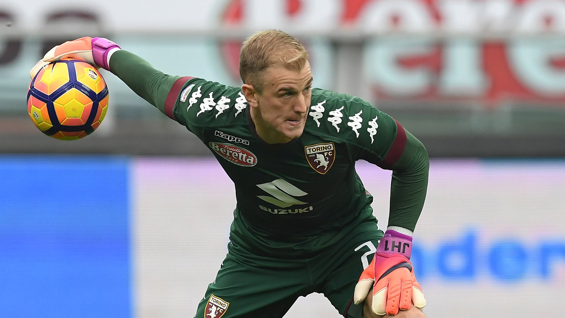 Joe Hart está ficando cansado da constante especulação sobre seu futuro no Manchester City. Goal