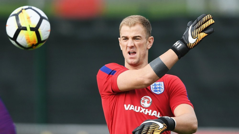 You think I care? Hart dismisses criticism after World Cup qualification