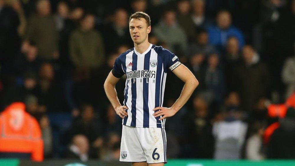 Wenger says Arsenal are not close to completing a deal for Jonny Evans. GOAL