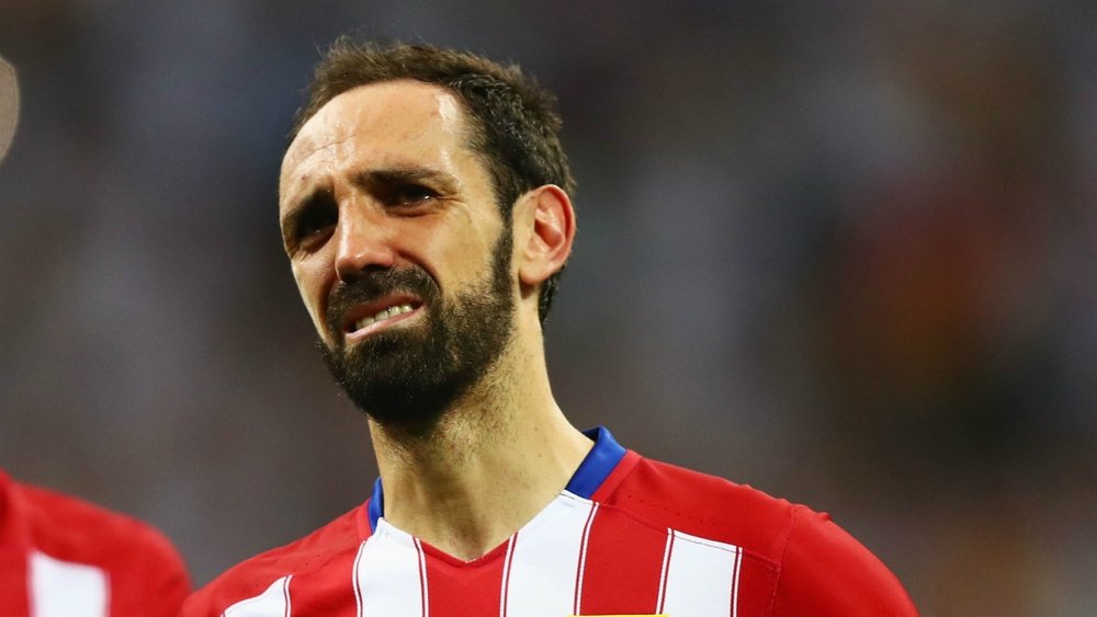 Juanfran could feature for Atletico Madrid in Thursday's Europa League clash with Sporting CP. GOAL