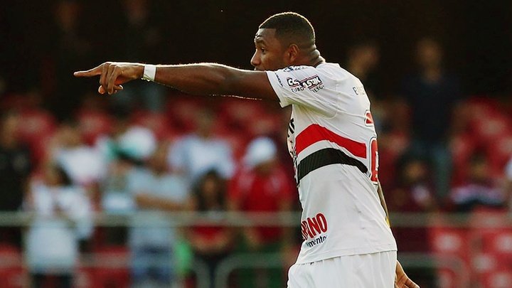 Dorival Júnior elogia Jucilei e o vê como titular absoluto do São Paulo