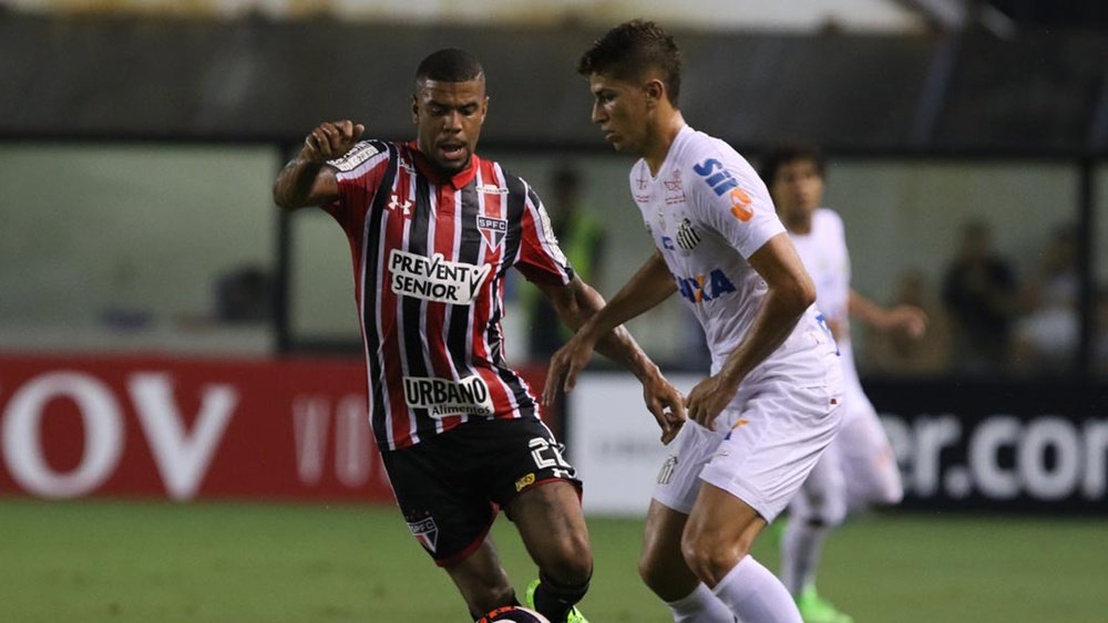 São Paulo encaminha renovação do lateral Junior Tavares