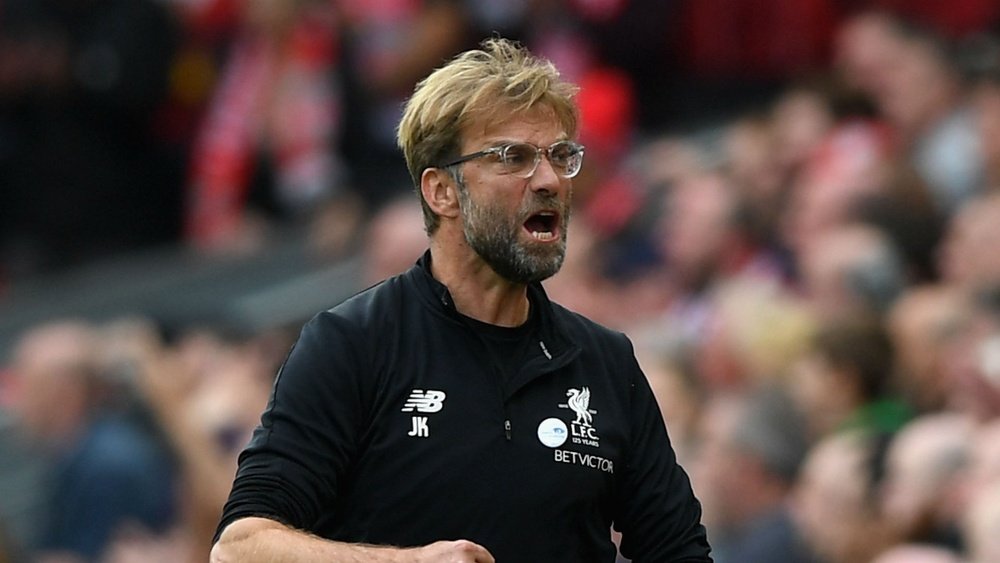 Klopp says that even Barca would struggle against United. GOAL