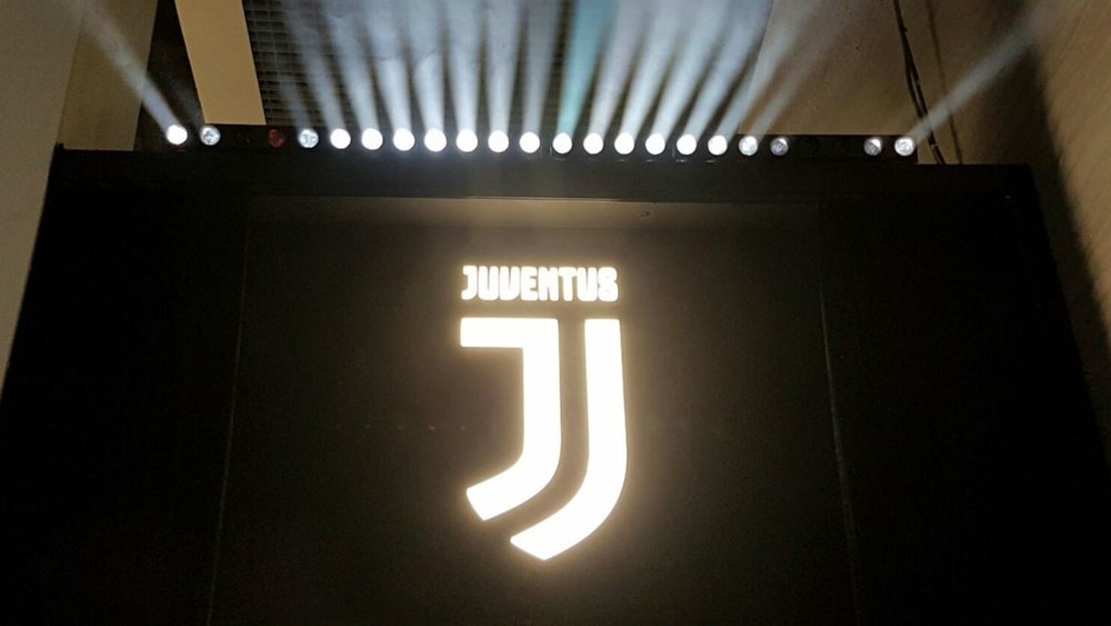 Juventus logo - Cropped