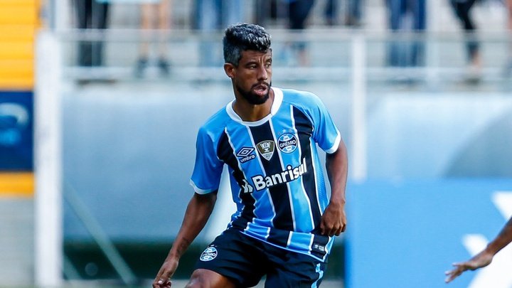 Em boa fase no Grêmio, Léo Moura retorna ao Maracanã: 