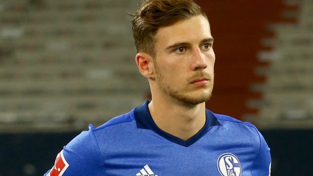'Nenhum movimento no futuro de Goretzka', diz diretor do Schalke. Goal