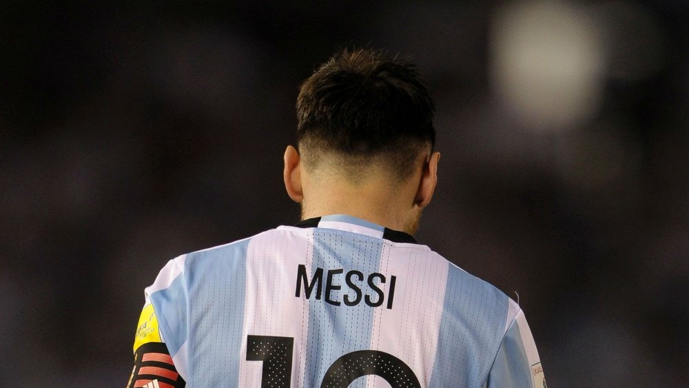 L'Argentin Lionel Messi aura une sanction de 4 matches avec l'Argentine. AFP