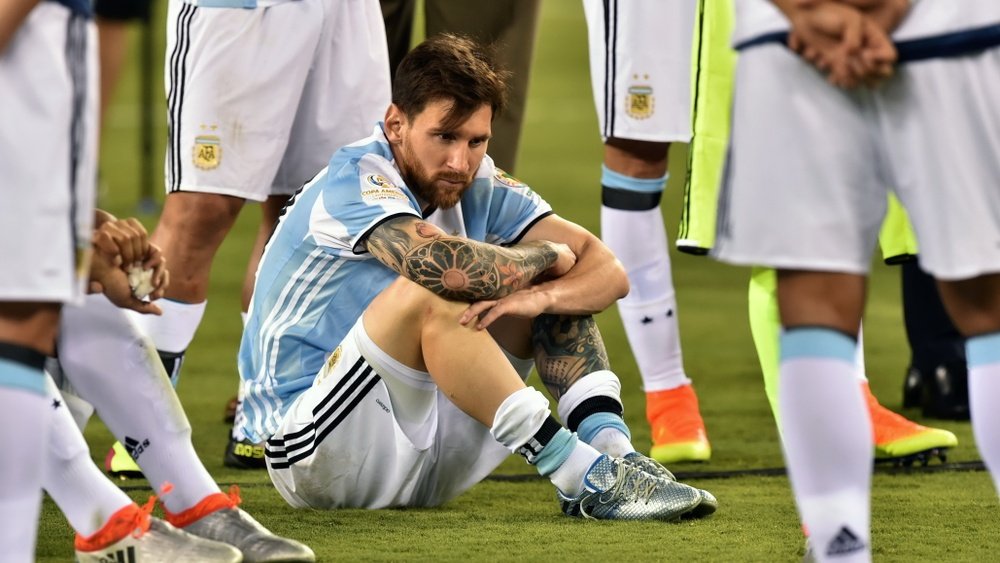 Leo Messi après avoir perdu la finale de la Copa America aux États-Unis. Goal