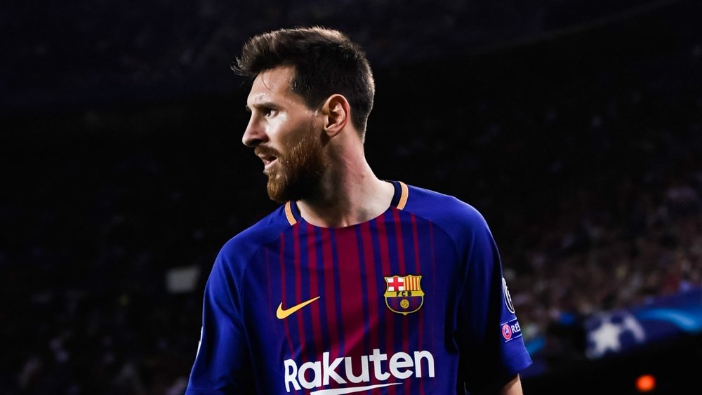 'El D10S Messi', como cada vez é mais conhecido na Argentina. Goal