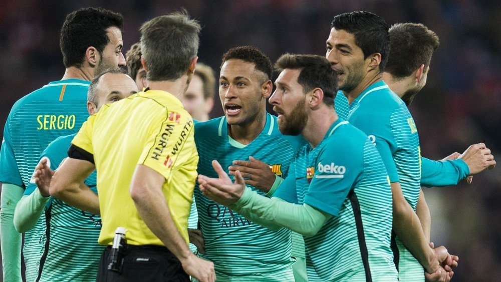 They need help' - Luis Enrique defends officials