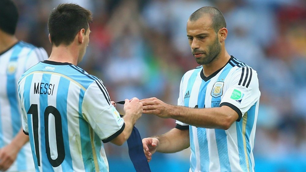 A dupla argentina que também joga junta no Barcelona: leo Messi e Javier Mascherano. Goal
