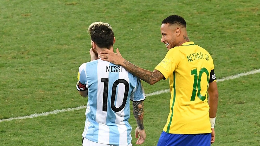 Messi x Neymar após a final da Copa do Rei. Goal