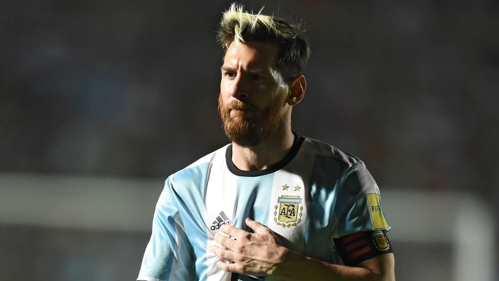 Maradona says he thanks God that Leo Messi is an Argentine. Goal