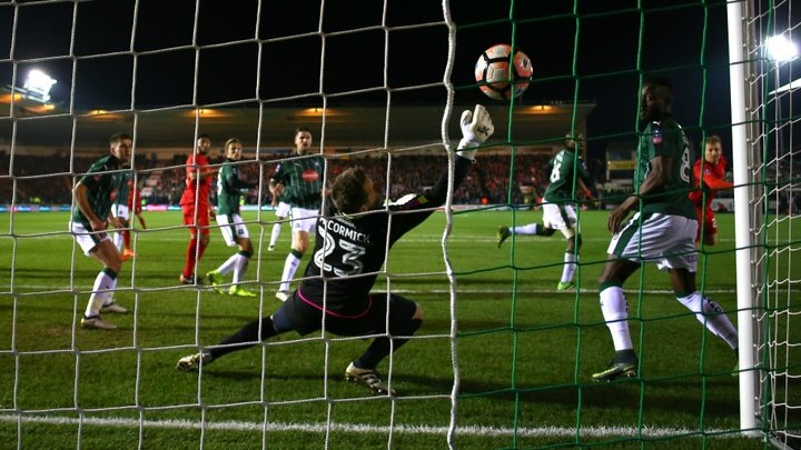 Plymouth Argyle 0-1 Liverpool: Rare Lucas goal sees Klopp's men through