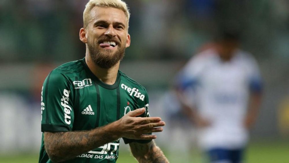 Lucas Lima brilha em estreia pelo Palmeiras; no Rio, Vasco perde para o Bangu
