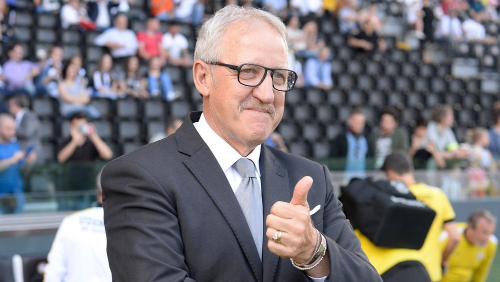 Luigi del Neri will stay at Udinese. AFP