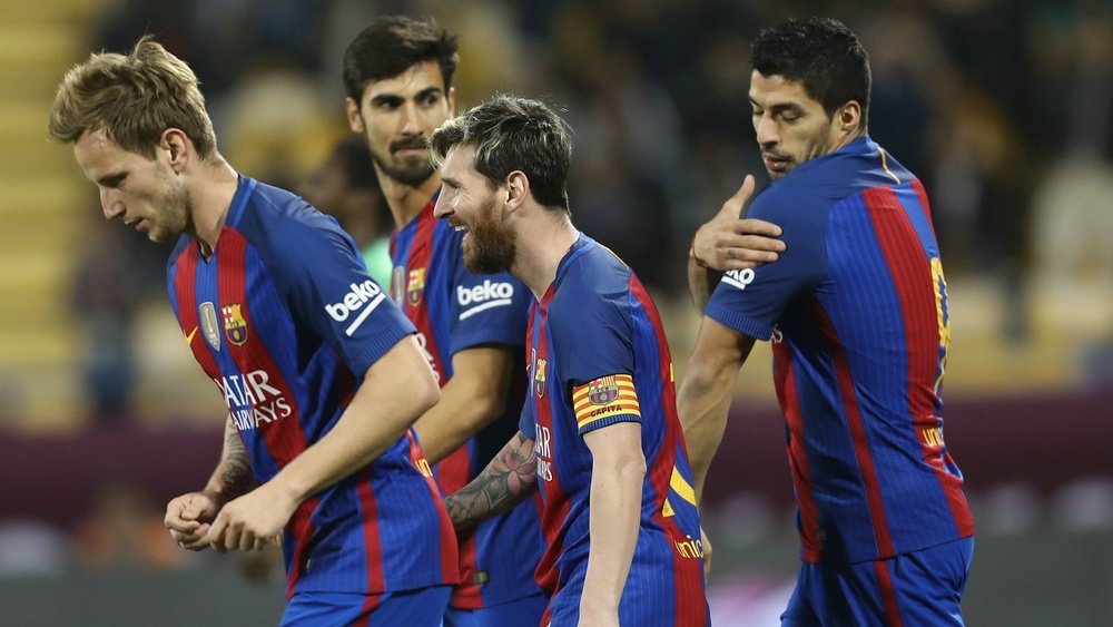 Luis Suarez Leo Messi Al Ahli Barcelona Friendly
