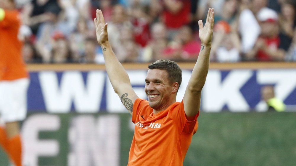 Lukas Podolski is not moving from Istanbul. Goal