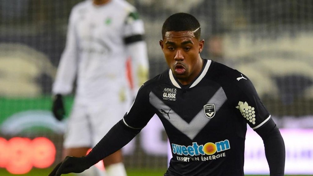 Poyet insists Malcom is staying with Bordeaux. GOAL