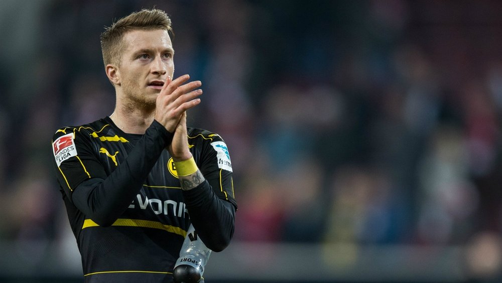 Marco Reus has returned to the pitch. Goal