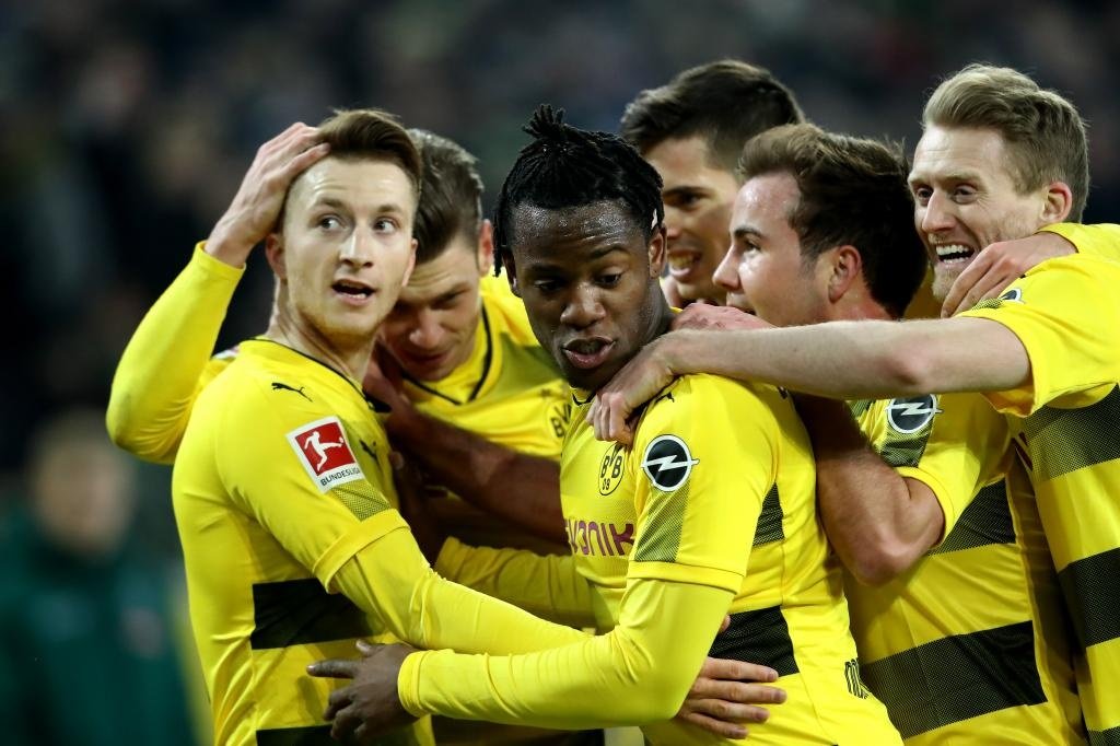 Reus offre la victoire à Dortmund