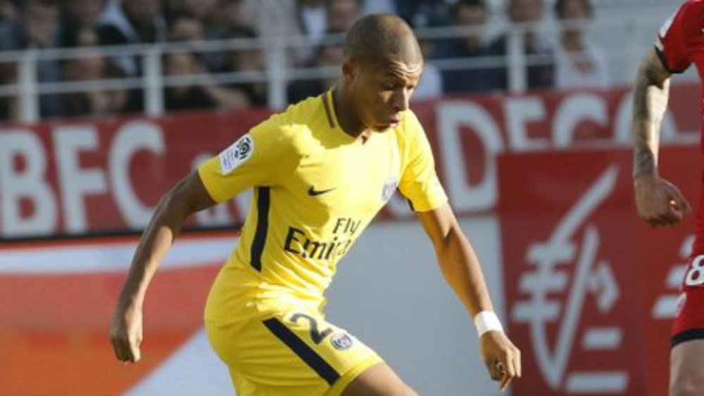 Mbappe blames striker role for Dijon woes