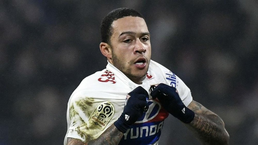 Depay went from the villain to the hero for Lyon against Villarreal. GOAL