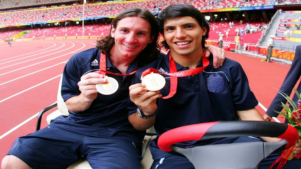 Os dois se sagraram campeões olímpicos pela Argentina, em 2008. Goal
