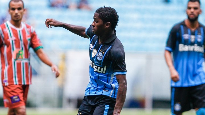 Bolaños manifesta desejo de deixar o Grêmio