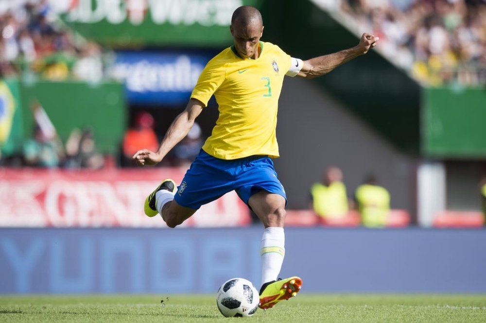 Miranda e Thiago Silva formam a experiente zaga do Brasil. Goal
