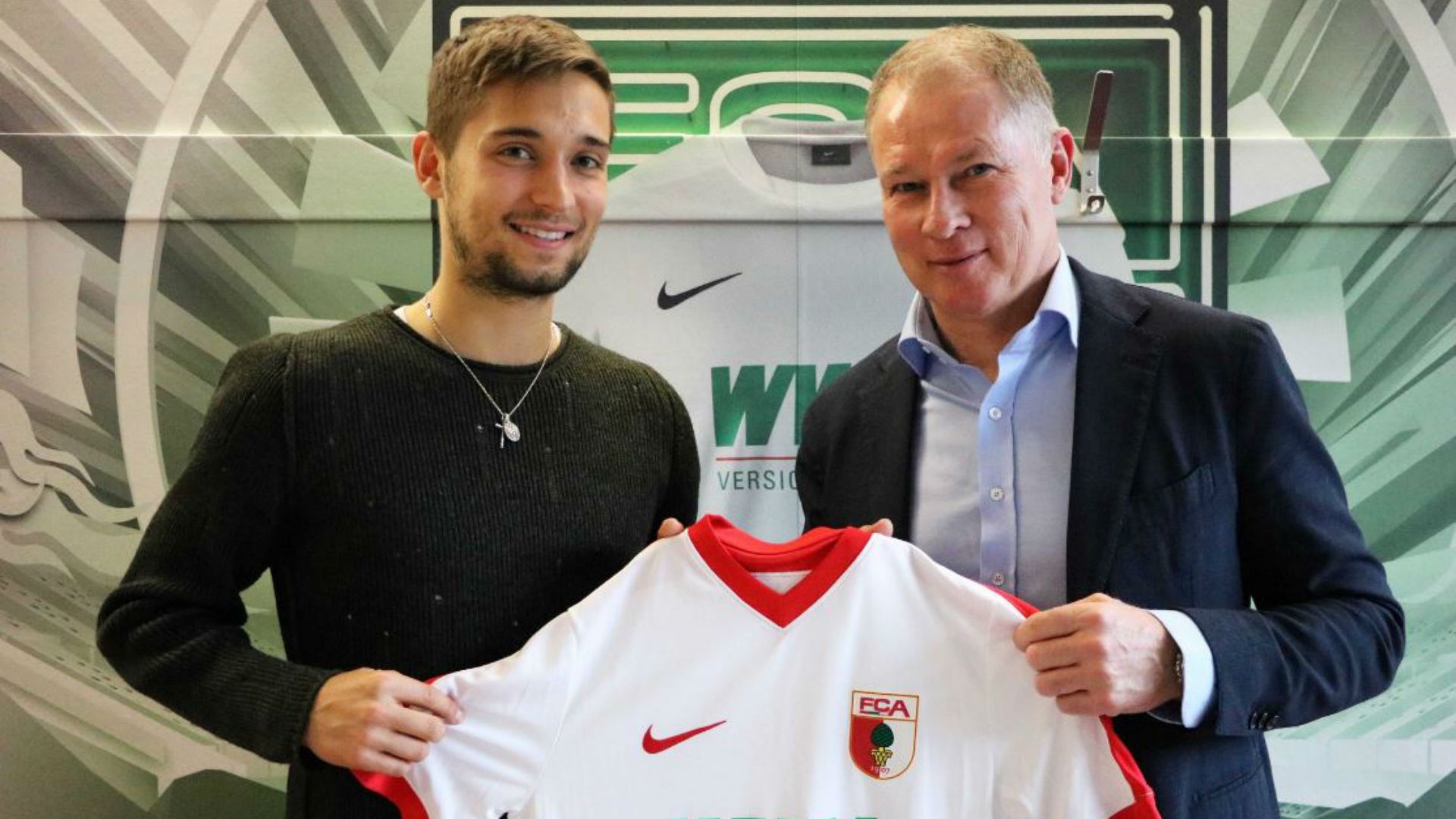 Moritz Leitner posing with his new shirt. Goal