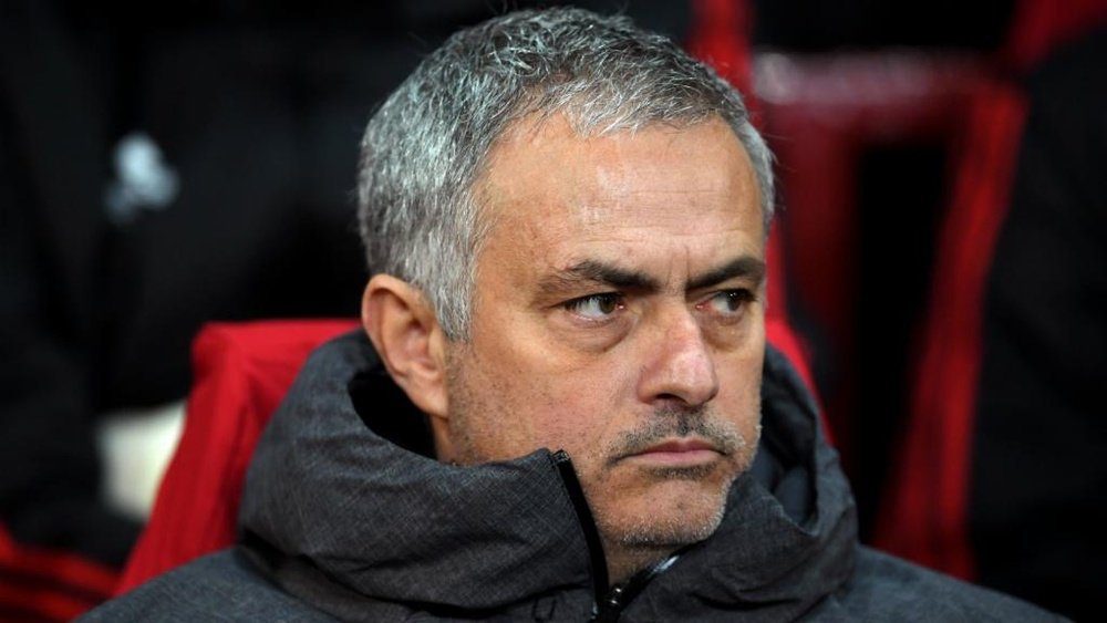 Mou: United are being punished. Goal