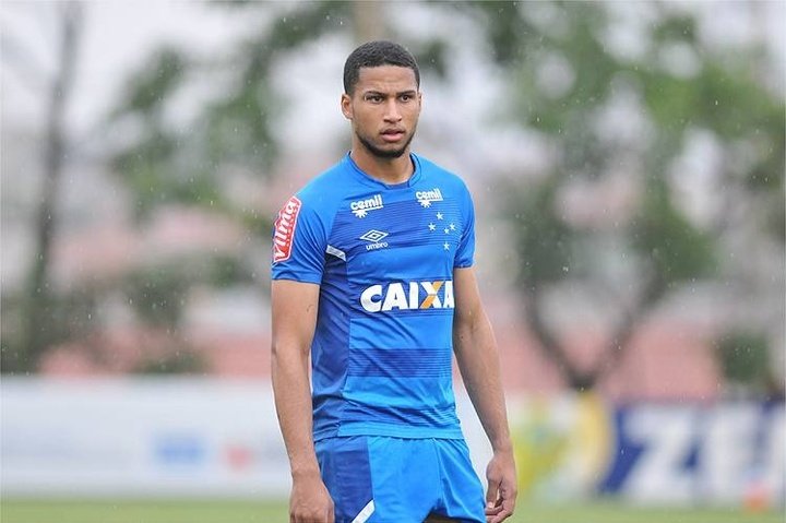 Cruzeiro acerta transferência de Murilo para o futebol russo