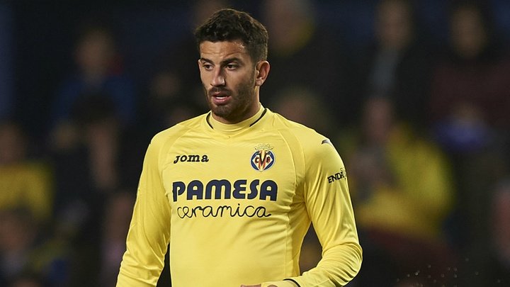 BREAKING NEWS: Milan sign Musacchio from Villarreal